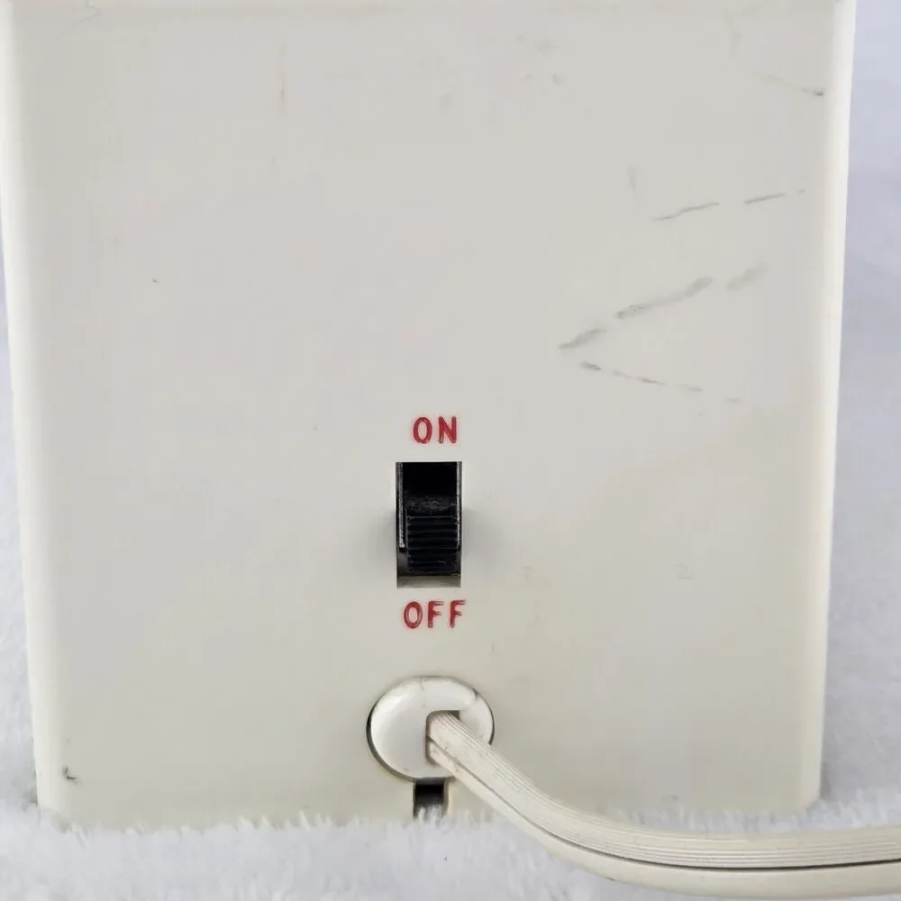 Vintage Rival Electric Ice Crusher White Model 840 Countertop Tested Working